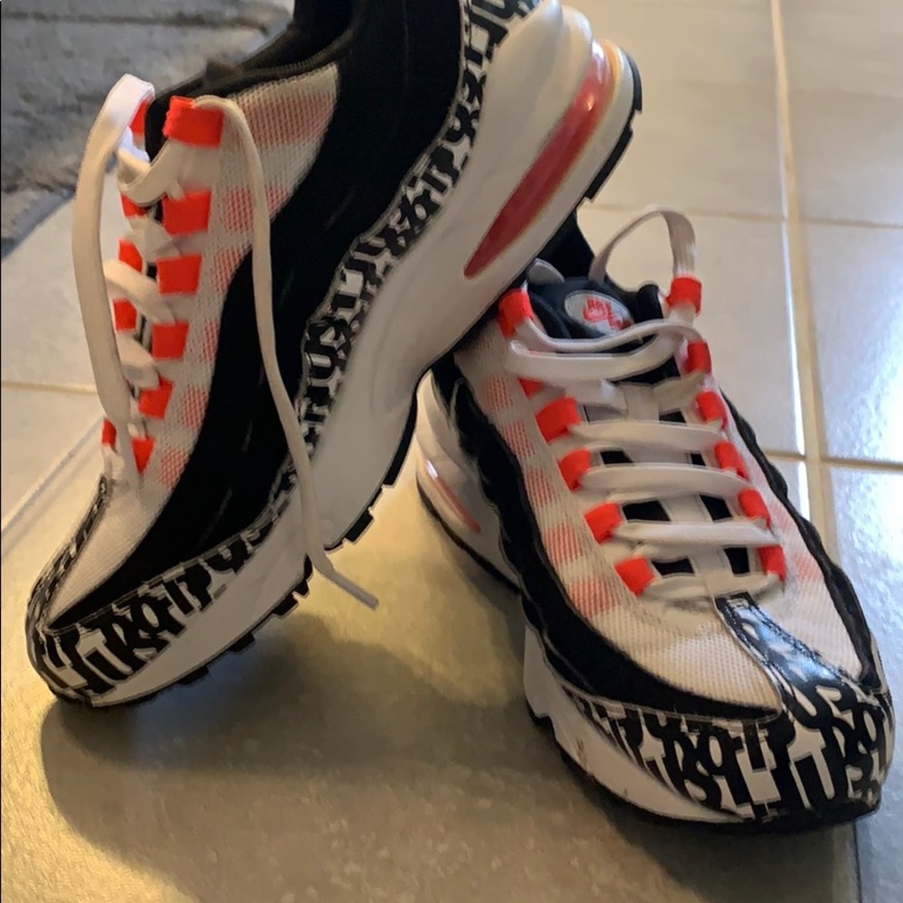Air max 95’s - Picture 2 of 2